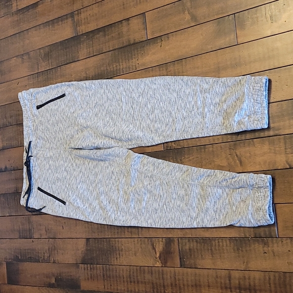 Lot of 2 jogging pants. Size S/M - Picture 2 of 8